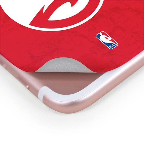 NBA Atlanta Hawks Distressed iPhone 8 Plus Skin
